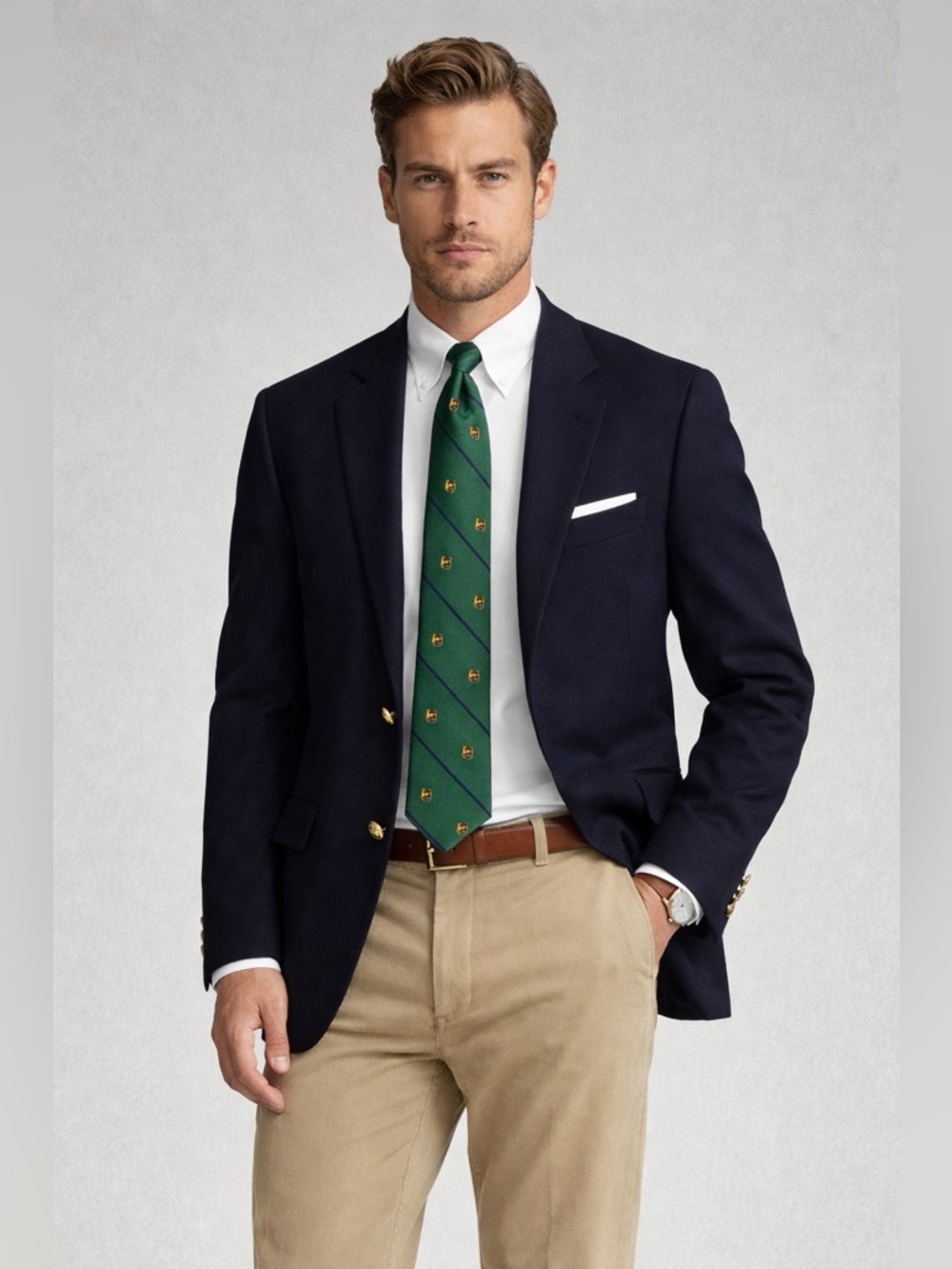 Polo Ralph Lauren tie is a vintage club tie featuring crest patterns on green - Picture 7 of 8